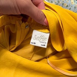 Selfie Leslie Satin yellow/gold jumpsuit